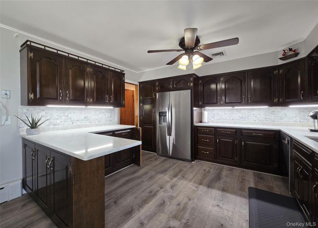 180 Carroll Avenue, Ronkonkoma, NY 11779