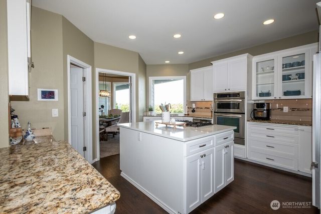 31122 36th Avenue SW, Federal Way, WA 98023