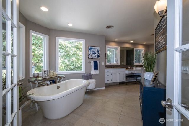 31122 36th Avenue SW, Federal Way, WA 98023