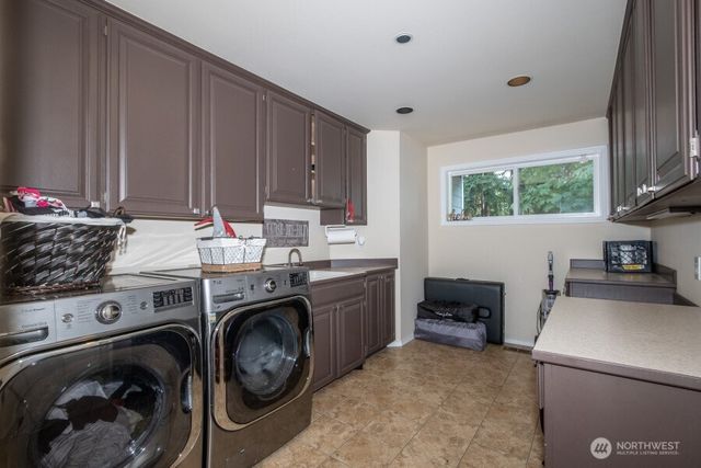 31122 36th Avenue SW, Federal Way, WA 98023