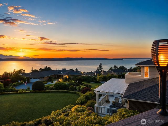 31122 36th Avenue SW, Federal Way, WA 98023