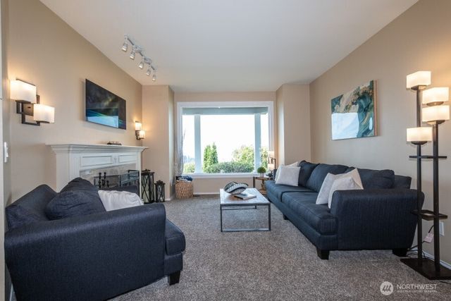 31122 36th Avenue SW, Federal Way, WA 98023