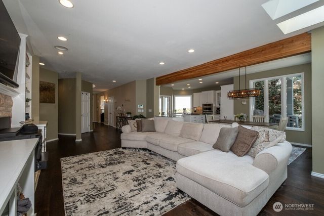 31122 36th Avenue SW, Federal Way, WA 98023