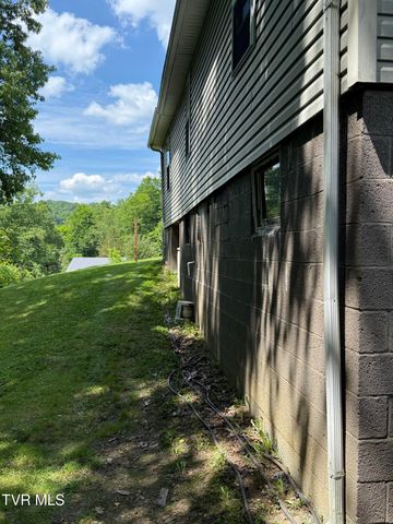 5209 Spotswood Road, Norton, VA 24273