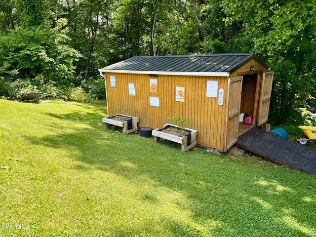5209 Spotswood Road, Norton, VA 24273