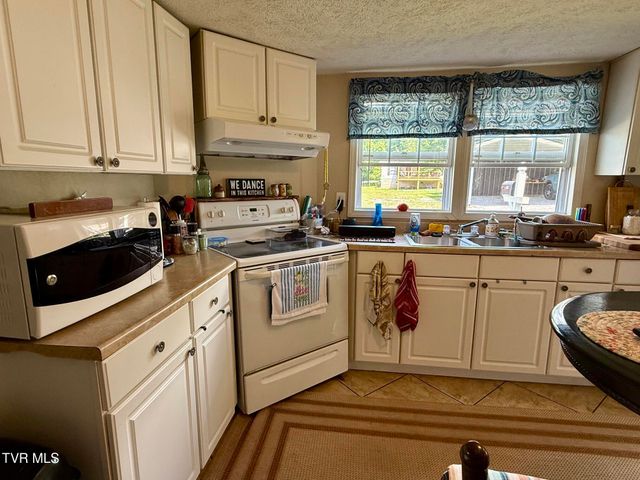 5209 Spotswood Road, Norton, VA 24273