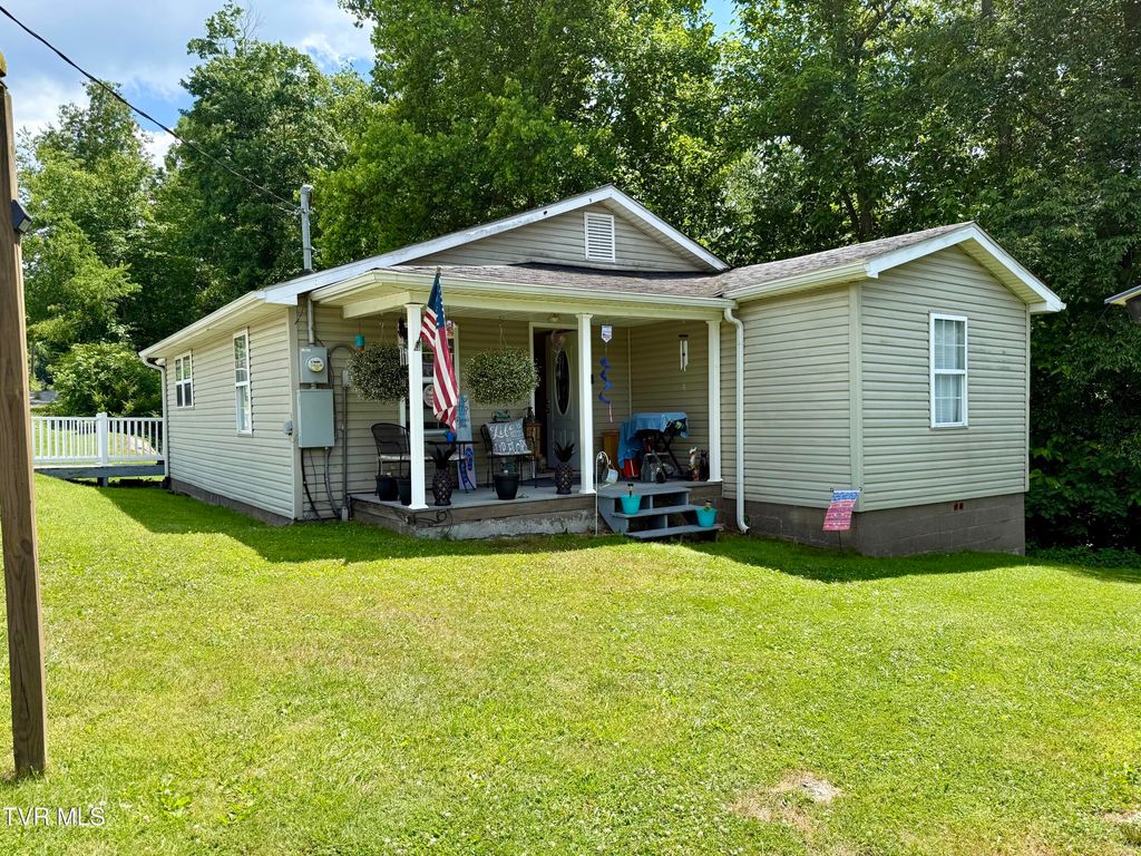 5209 Spotswood Road, Norton, VA 24273