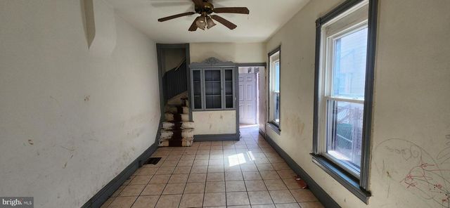 120 W BUTTONWOOD ST, Reading, PA 19601