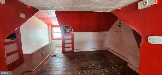 120 W BUTTONWOOD ST, Reading, PA 19601