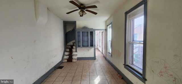 120 W BUTTONWOOD ST, Reading, PA 19601