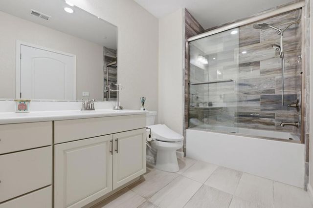 382 Llano De Los Robles Avenue 3, San Jose, CA 95136