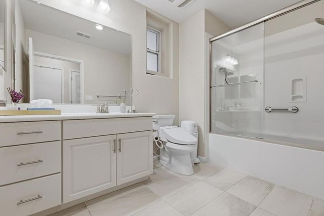 382 Llano De Los Robles Avenue 3, San Jose, CA 95136