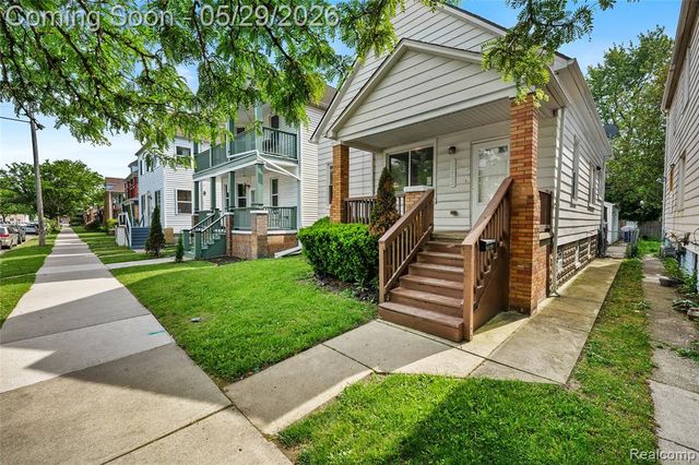 11423 Saint Aubin Street, Hamtramck, MI 48212