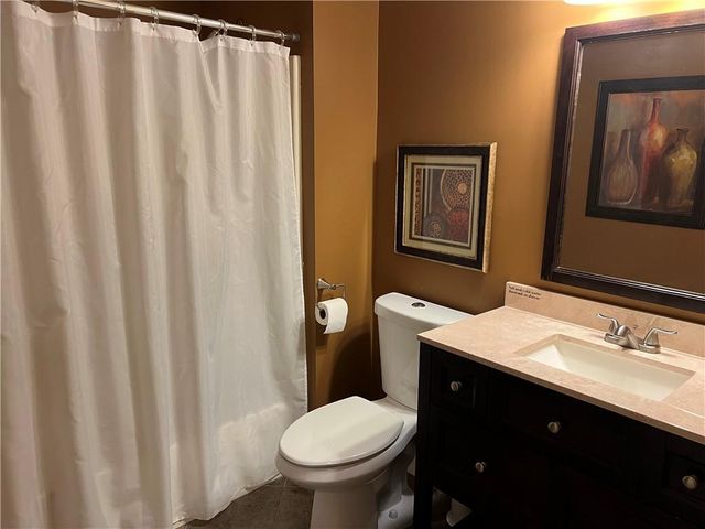 1100 Country Club Place NW, Kennesaw, GA 30144