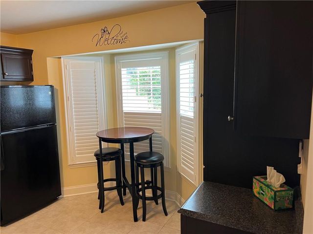 1100 Country Club Place NW, Kennesaw, GA 30144