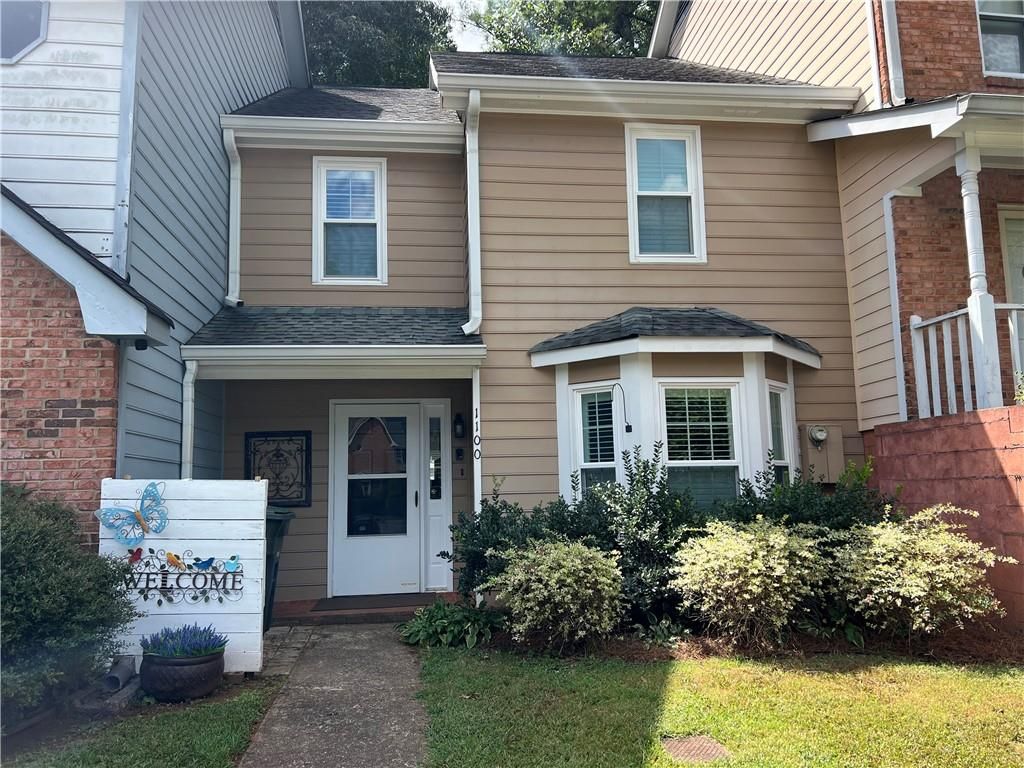 1100 Country Club Place NW, Kennesaw, GA 30144