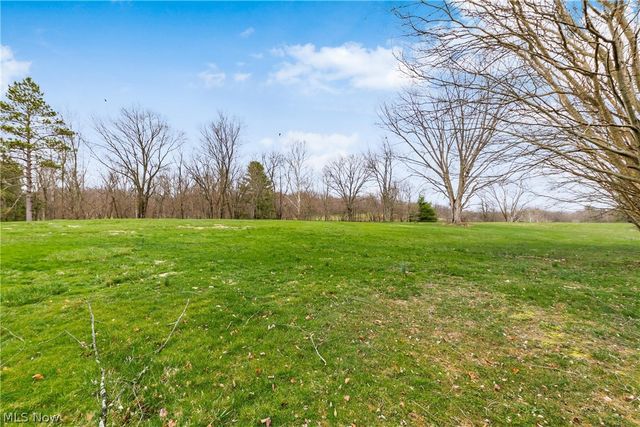 2419 Chandlersville Road, Zanesville, OH 43701