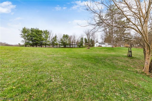 2419 Chandlersville Road, Zanesville, OH 43701