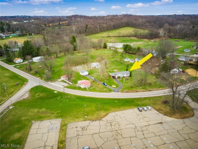 2419 Chandlersville Road, Zanesville, OH 43701