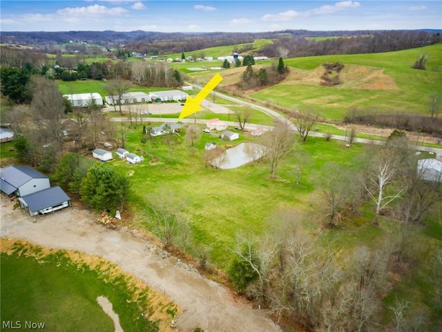 2419 Chandlersville Road, Zanesville, OH 43701