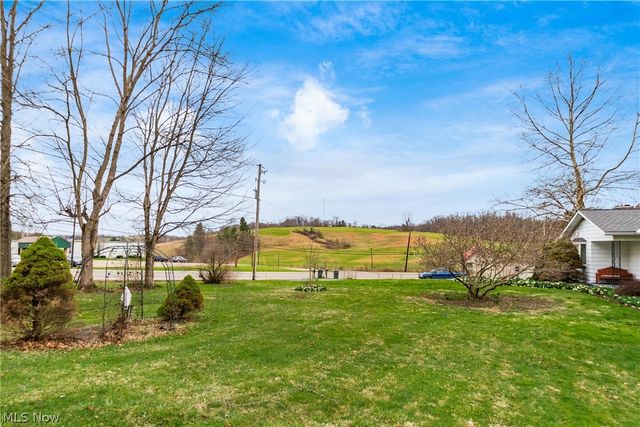 2419 Chandlersville Road, Zanesville, OH 43701