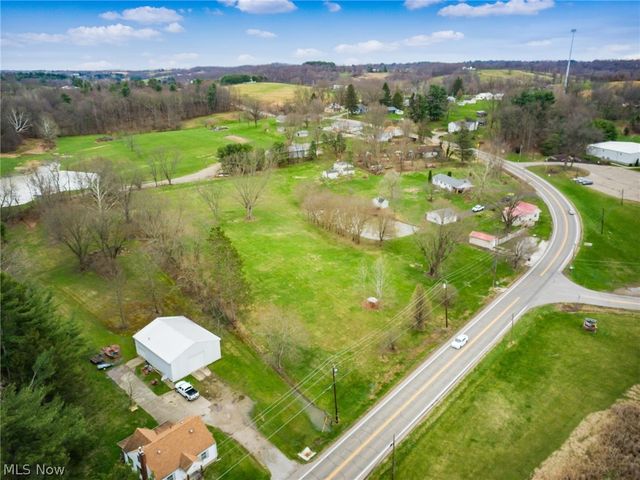 2419 Chandlersville Road, Zanesville, OH 43701