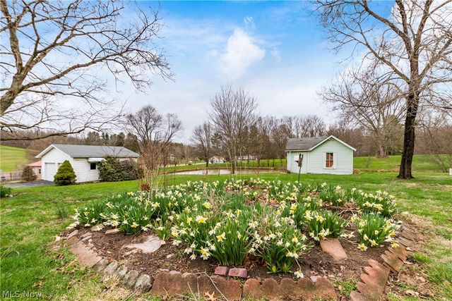 2419 Chandlersville Road, Zanesville, OH 43701