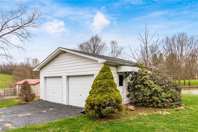 2419 Chandlersville Road, Zanesville, OH 43701