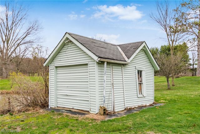 2419 Chandlersville Road, Zanesville, OH 43701