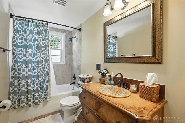 50 Thorpe Drive, Dayton, OH 45420