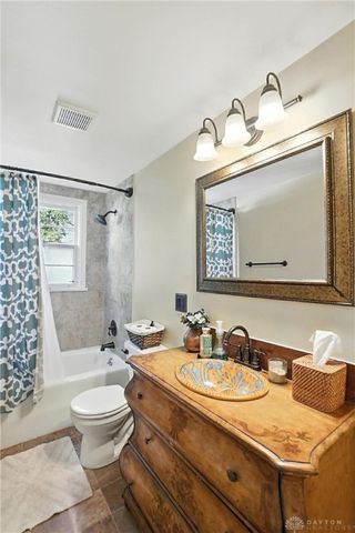 50 Thorpe Drive, Dayton, OH 45420