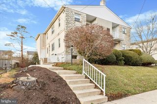 720 WILLOW ST #B, Lansdale, PA 19446