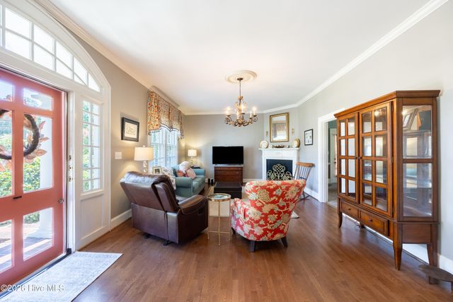 1213 Nash Street N, Wilson, NC 27893