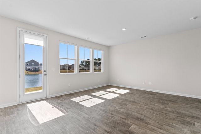 172 Cypress Hollow Dr., Little River, SC 29566