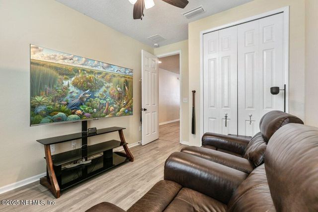 1466 TROPICAL PINE Cove, Middleburg, FL 32068