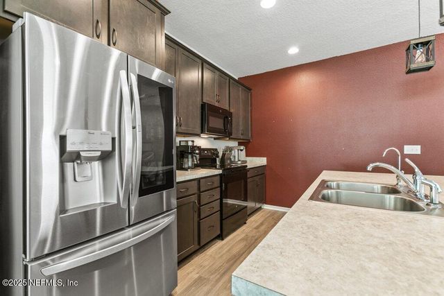 1466 TROPICAL PINE Cove, Middleburg, FL 32068