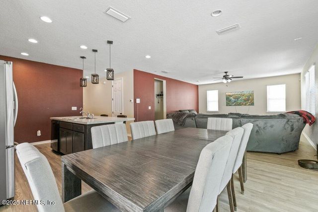 1466 TROPICAL PINE Cove, Middleburg, FL 32068