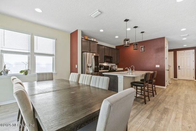 1466 TROPICAL PINE Cove, Middleburg, FL 32068