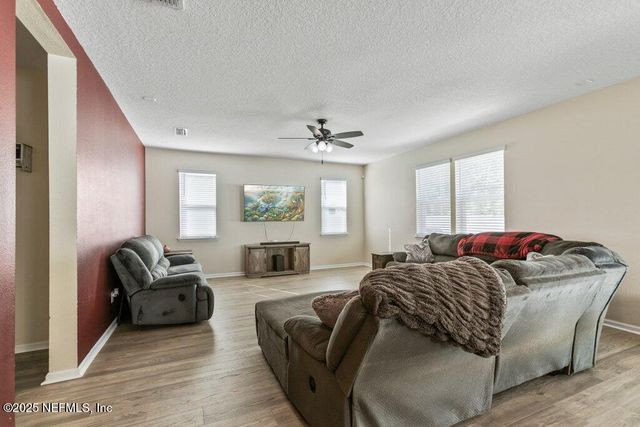 1466 TROPICAL PINE Cove, Middleburg, FL 32068