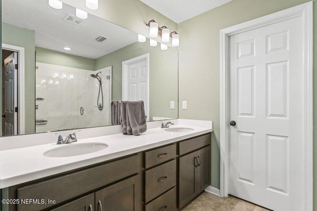 1466 TROPICAL PINE Cove, Middleburg, FL 32068