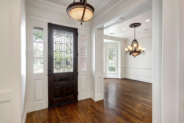 3005 Tangley Road, West University Place, TX 77005