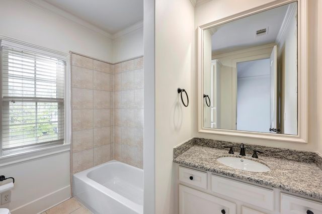 3005 Tangley Road, West University Place, TX 77005