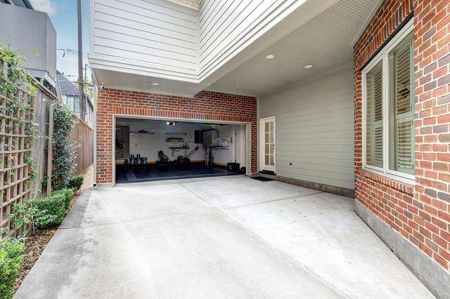 3005 Tangley Road, West University Place, TX 77005