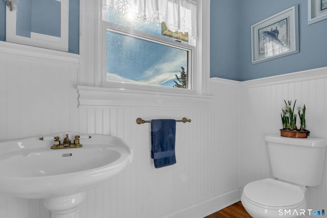 178 West Main Street, Clinton, CT 06413