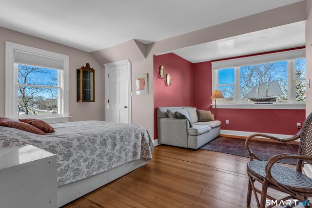 178 West Main Street, Clinton, CT 06413