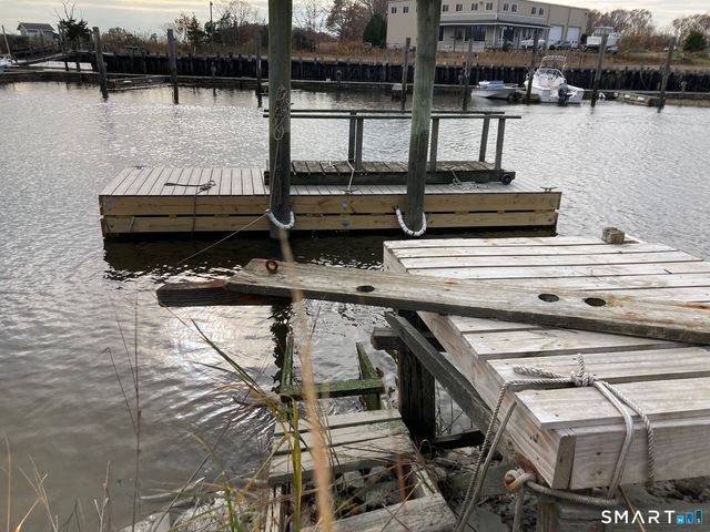 178 West Main Street, Clinton, CT 06413