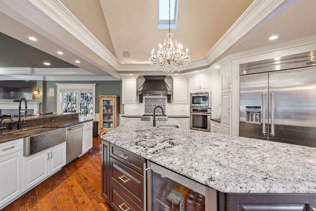 4S728 Karns Road, Naperville, IL 60563