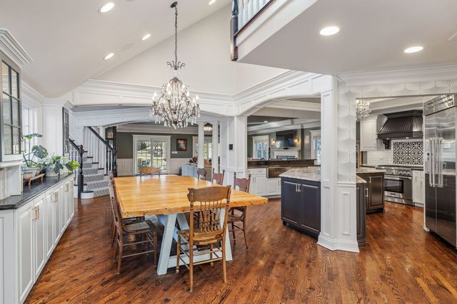 4S728 Karns Road, Naperville, IL 60563