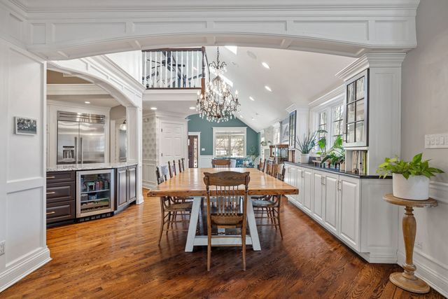 4S728 Karns Road, Naperville, IL 60563