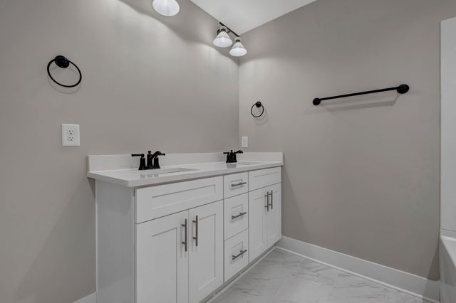 46 Trail West Drive, Mount Juliet, TN 37122